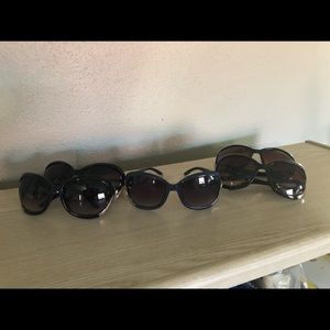 5 pairs of sunglasses